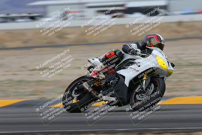 media/Jan-14-2023-SoCal Trackdays (Sat) [[497694156f]]/Turn 4 Set 2 (1030am)/